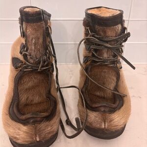 Vintage After Ski 1950s Bastien Bros. Fur and Leather Boot